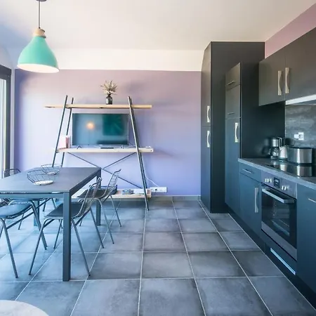 Le Coin Cosy Avec Balcon Terrasse Parking Prive Et Linge De Lit Compris *