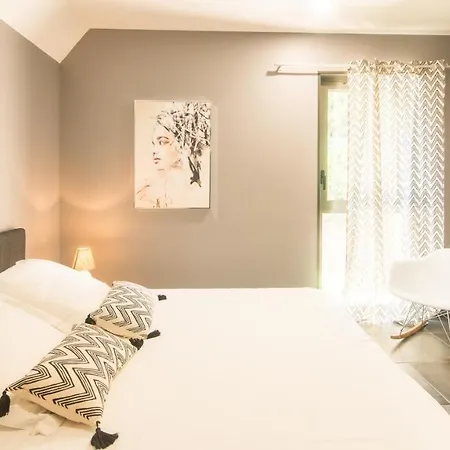 Apartamento Le Coin Cosy Avec Balcon Terrasse Parking Prive Et Linge De Lit Compris Sarlat-la-Canéda