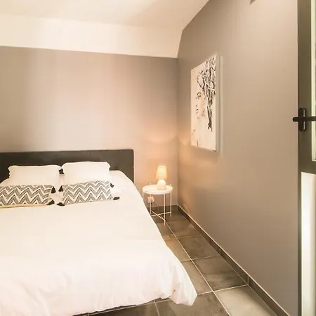 Le Coin Cosy Avec Balcon Terrasse Parking Prive Et Linge De Lit Compris Apartment